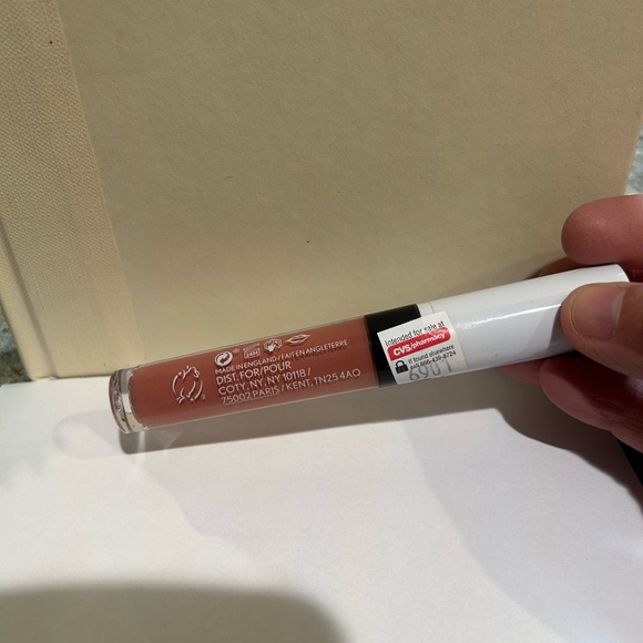 COVERGIRL Outlast Ultimatte Lipstick - Very Sancerre - Picture 4 of 4